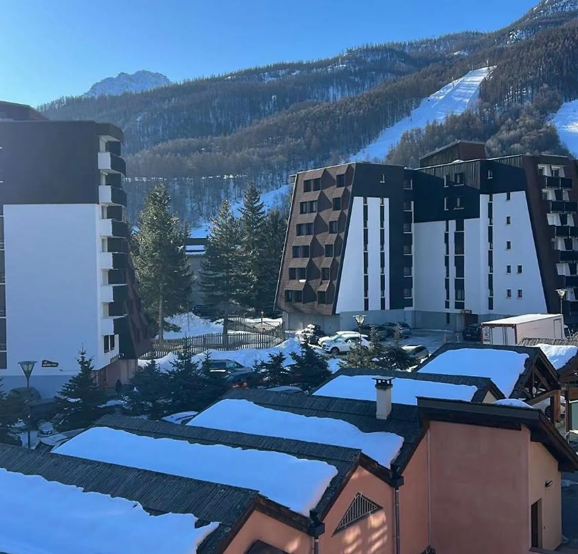 App Style Chalet De Caractere, Chaleureux Et Confortable Pied Des Pistes La Salle-les-Alpes Appartement
