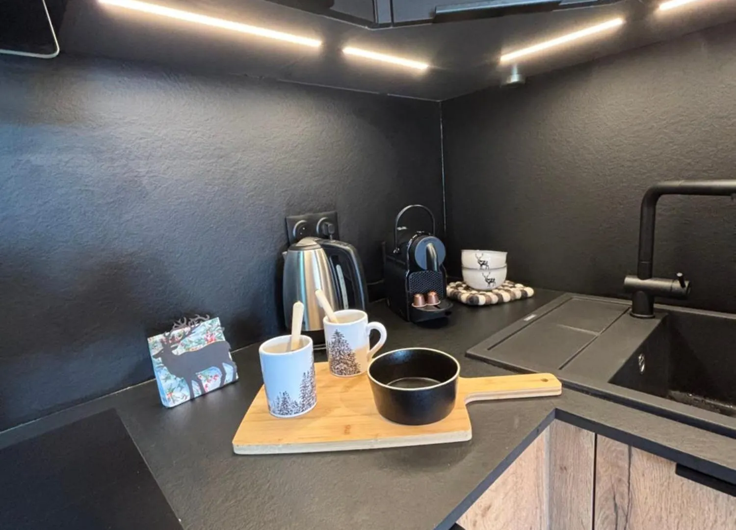 App Style Chalet De Caractere, Chaleureux Et Confortable Pied Des Pistes La Salle-les-Alpes